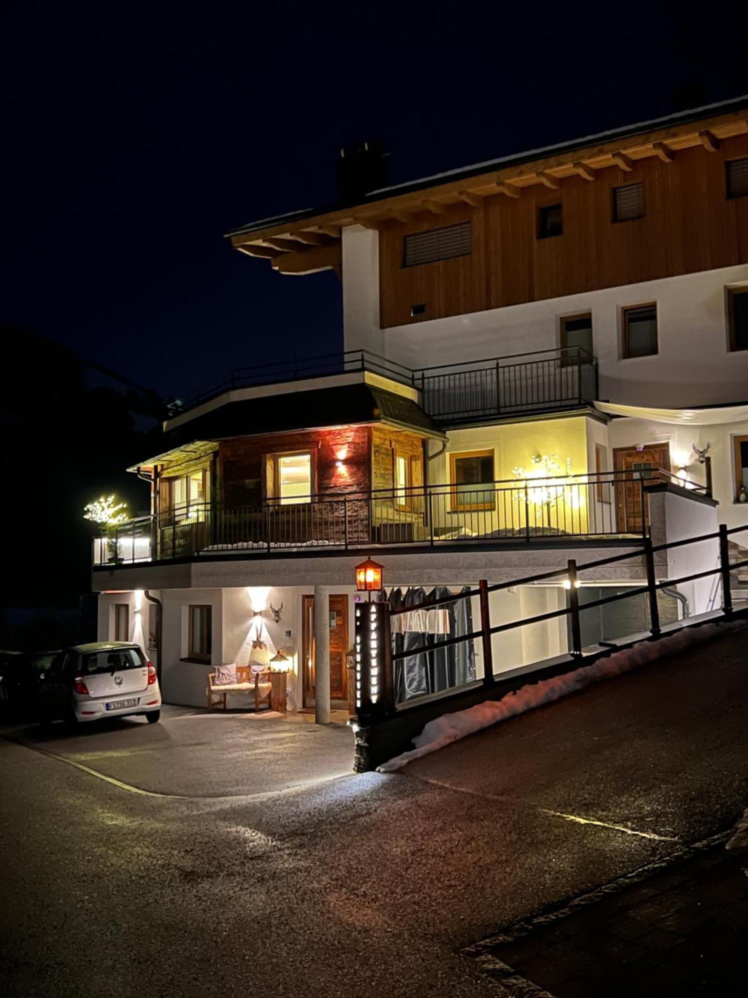 Luxus Ferienwohnung Almhuette Brixen im Thale Exteriör bild